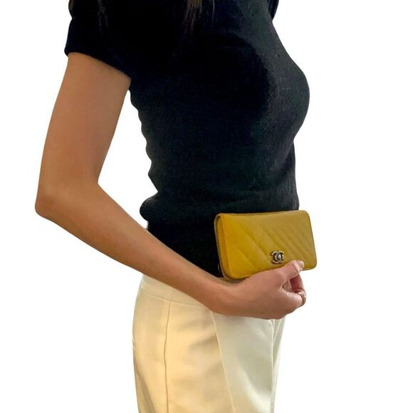 CHANEL Yellow Quilted Wristlet - Picture 4 of 16